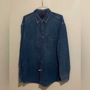 Vintage 1980’s Banana Republic Denim Button Down Shirt (Extra Large)